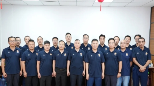 技术驱动，服务先行——英国上市公司365携手饲料与养殖行业共筑安全创富之路